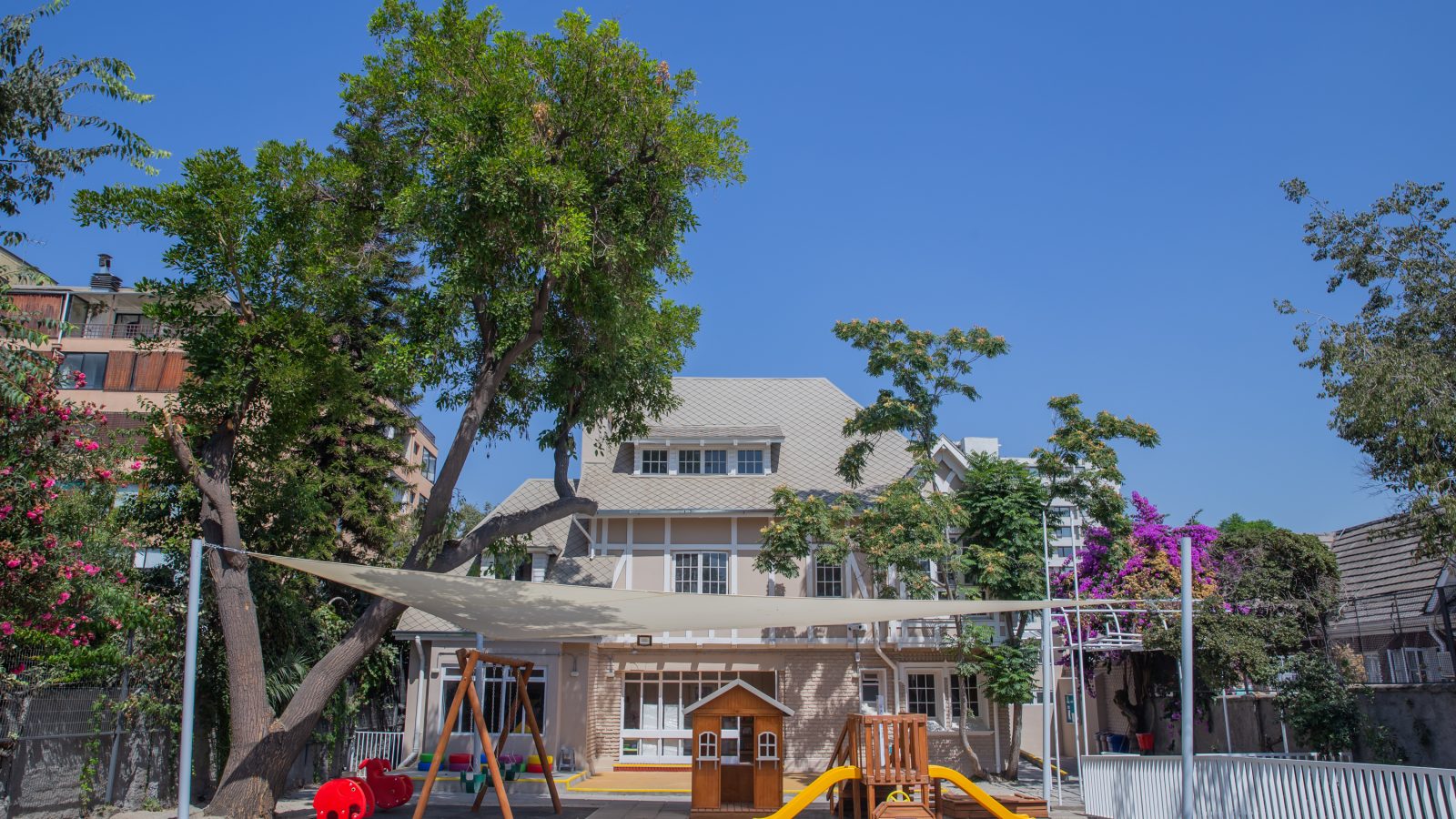Fachada de Jardín Infantil El Aguilucho