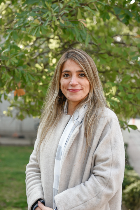 Profesora Makarena Bustiman continuará como directora del Liceo Carmela Carvajal