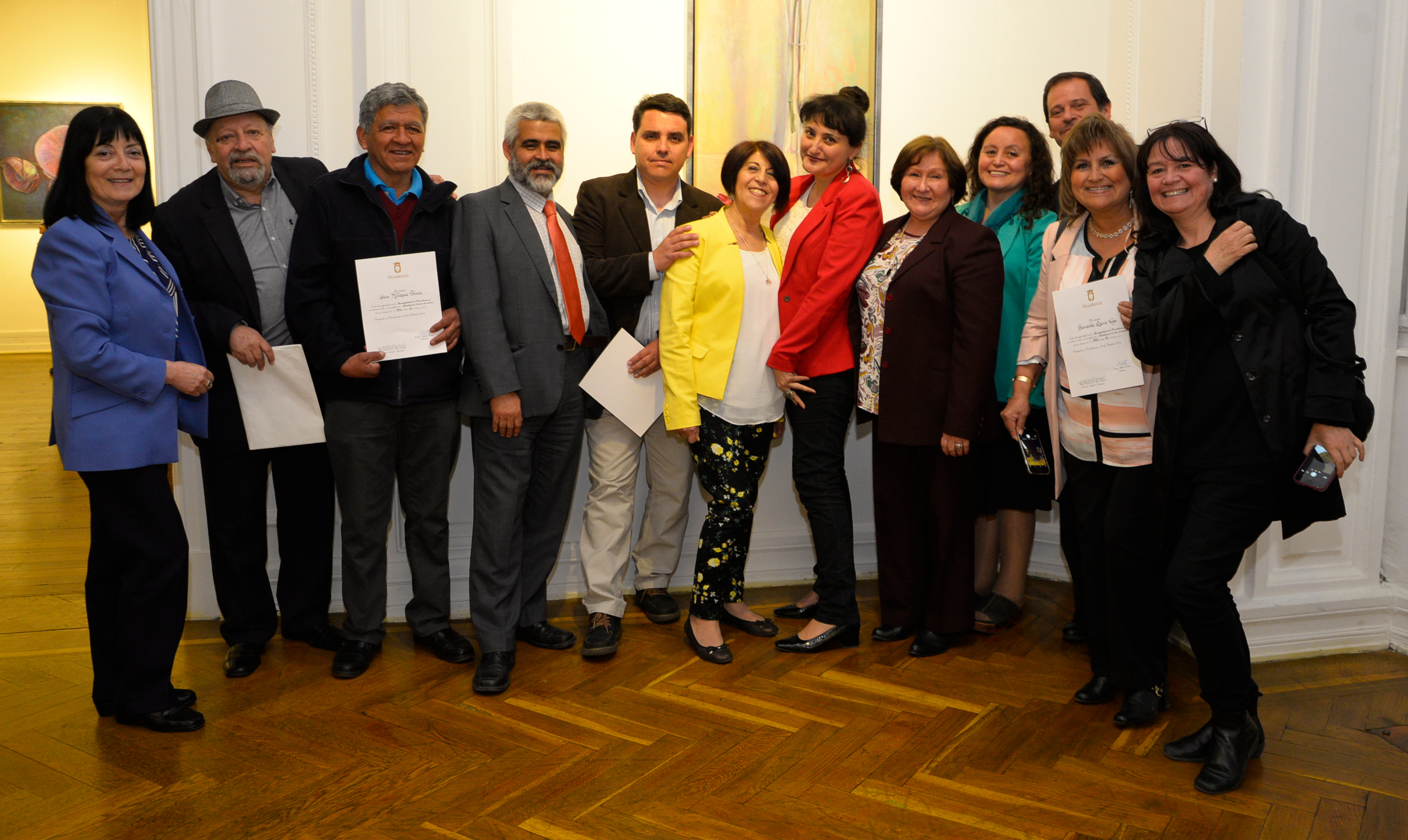 Alcaldesa Matthei encabezó ceremonia de premiación de funcionarios de la CDS