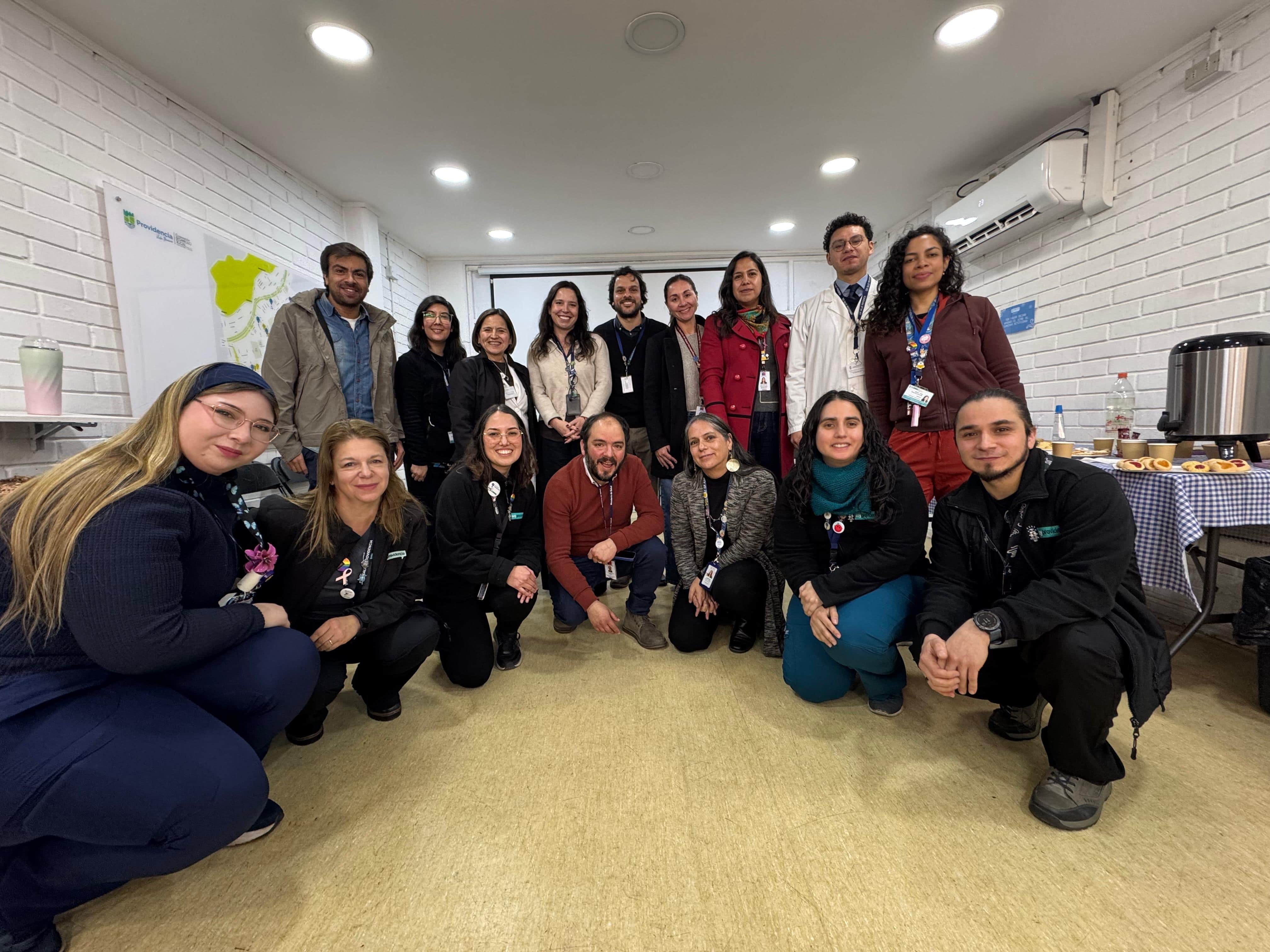 Profesionales del Ministerio de Salud visitaron el CESFAM El Aguilucho para conocer la Estrategia de Trastornos Neurocognitivos