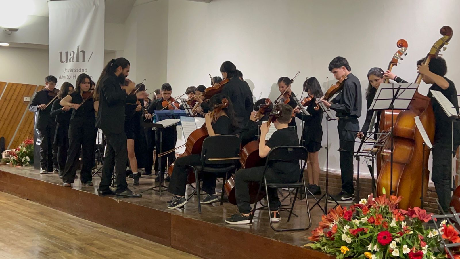 Cientos de jóvenes pudieron realizar actividades en nuestros establecimientos educacionales