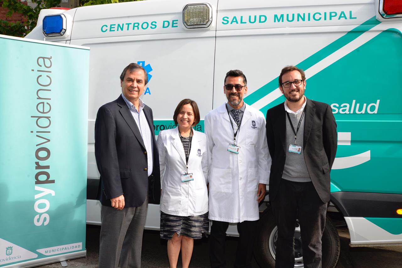 Providencia presenta su nueva flota de vehículos para el área de Salud
