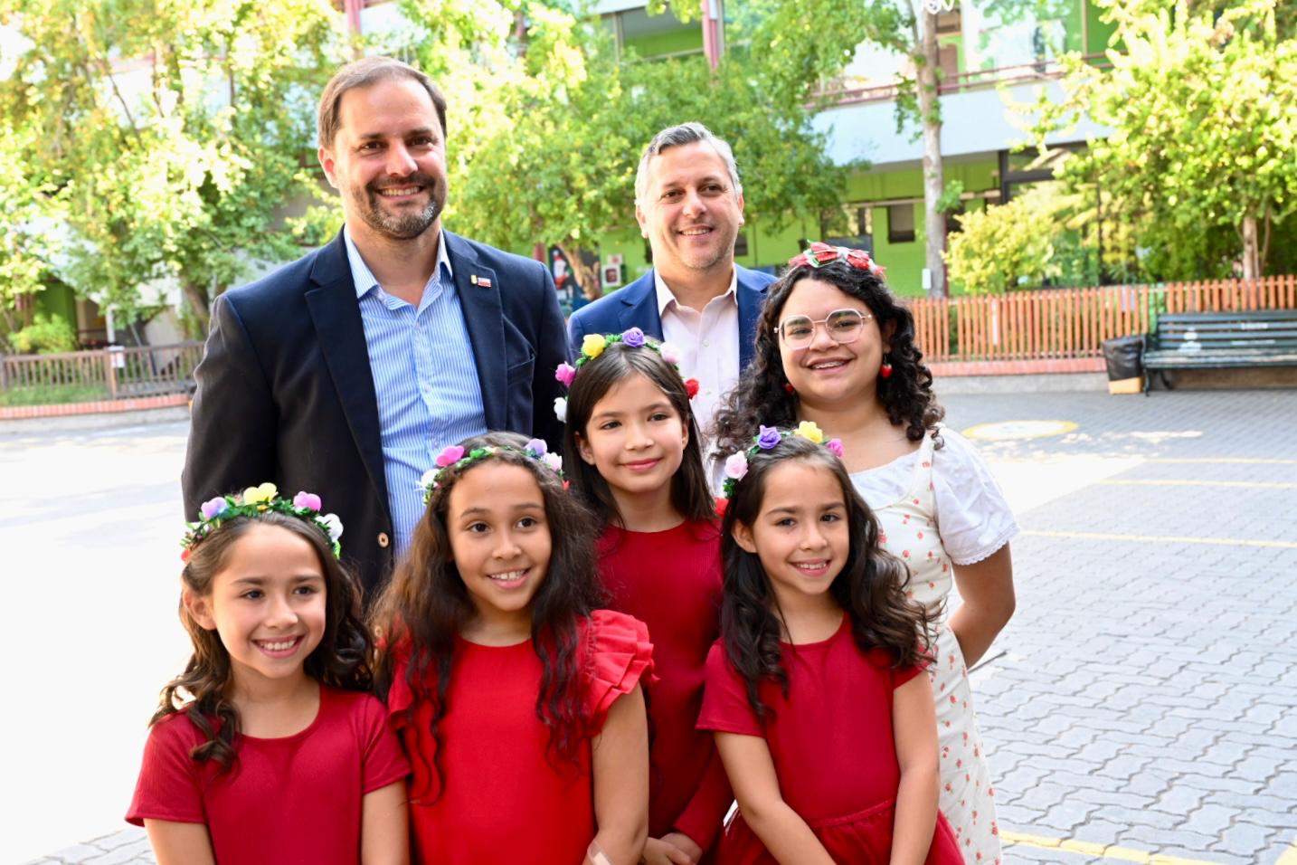 Alcalde Bellolio participó en ceremonia de premiación del Colegio Providencia