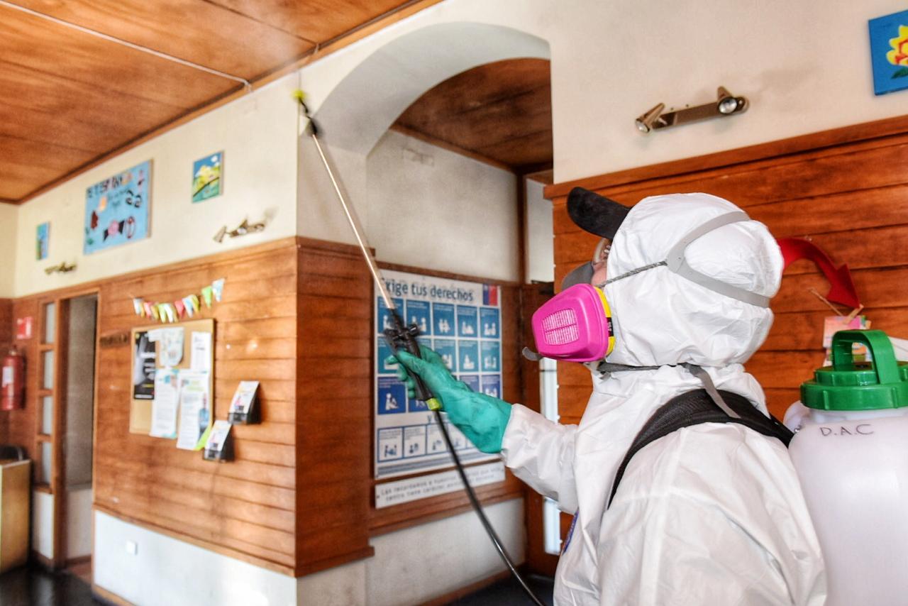 Centros de Salud serán sanitizados periódicamente para reducir riesgos del COVID-19